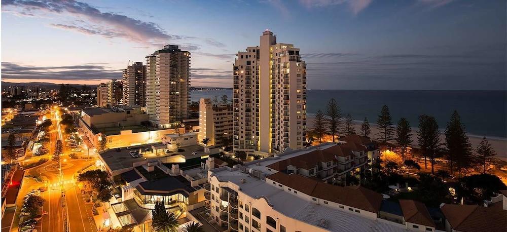 Beachcomber International Resort Coolangatta Esterno foto
