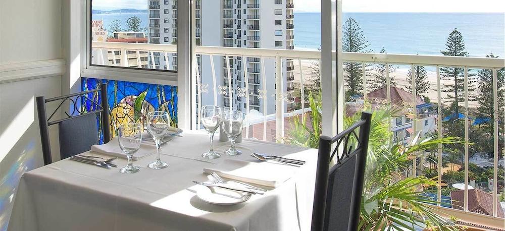 Beachcomber International Resort Coolangatta Esterno foto