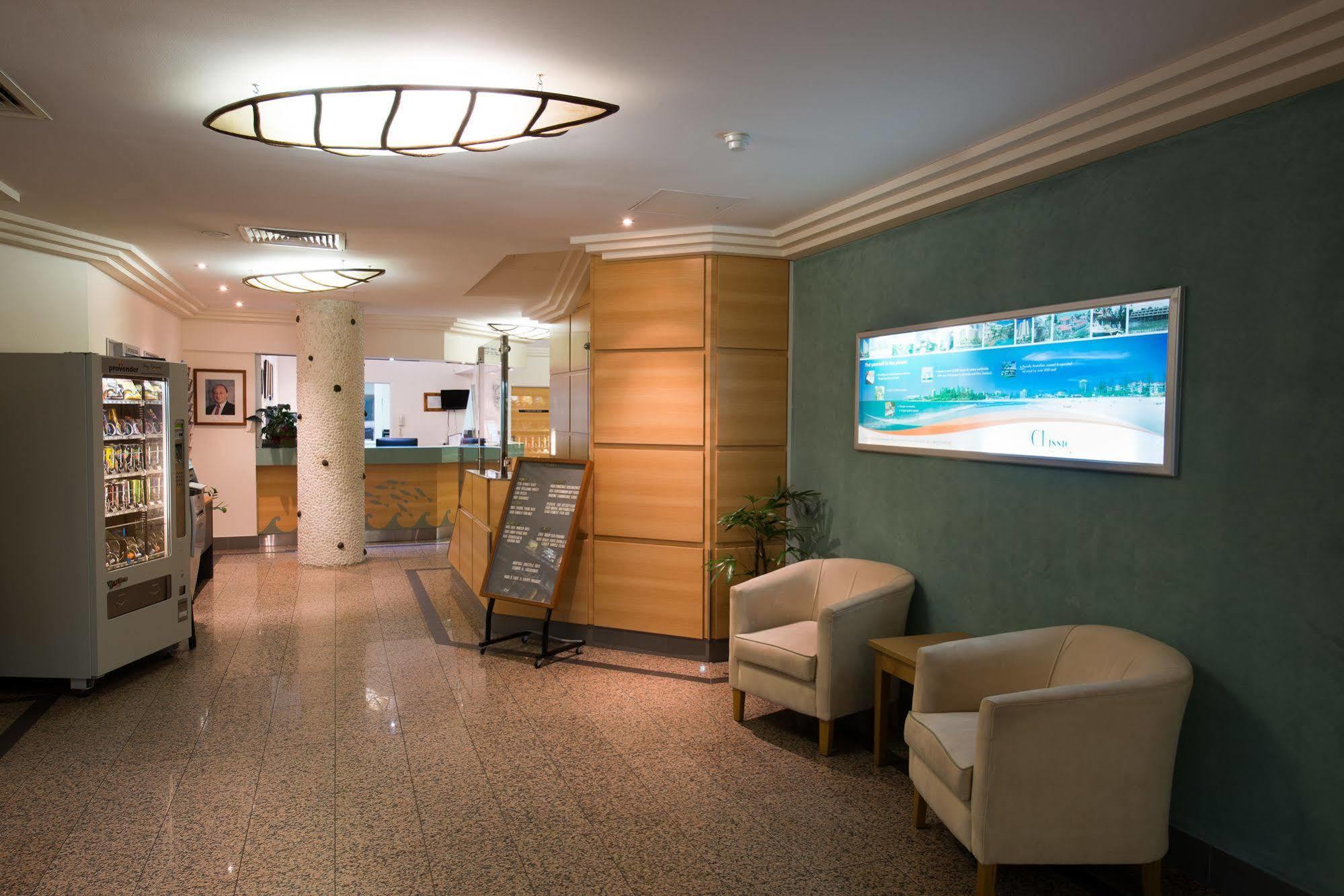 Beachcomber International Resort Coolangatta Esterno foto