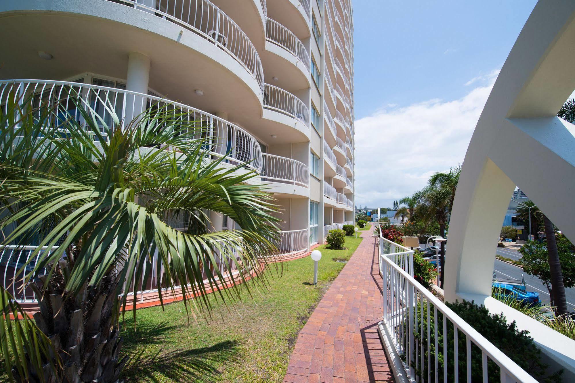 Beachcomber International Resort Coolangatta Esterno foto